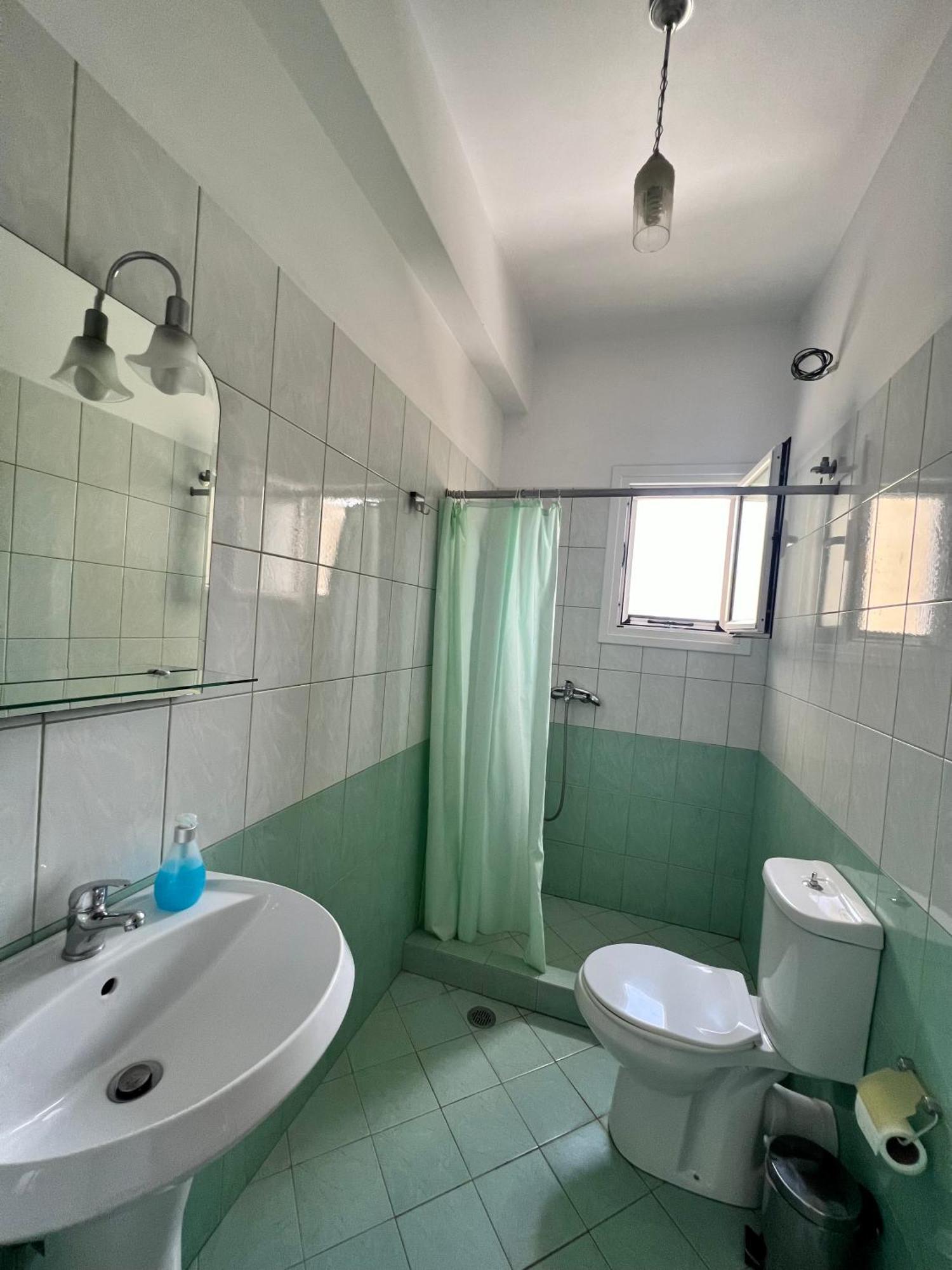 J&B Rooms Dhermi Bagian luar foto